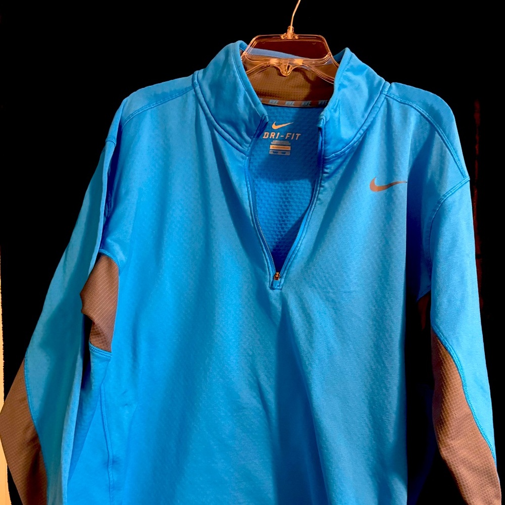 Men’s big and tall Nike dri fit pullover